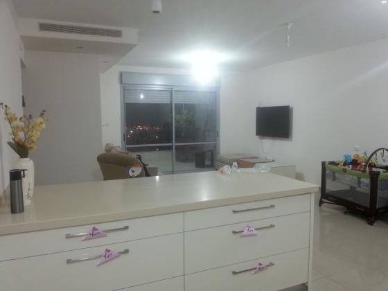 אברהם בלסברג 10 (מצפה ברנע)