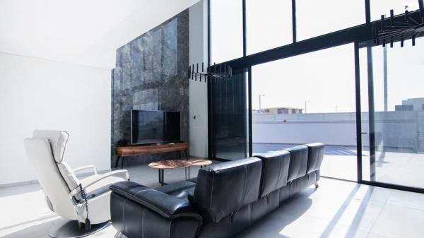 פלורי אשר 16