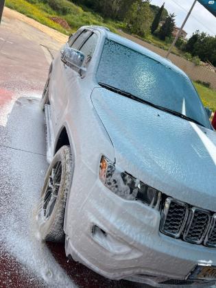 ג'יפ / Jeep גרנד צ'ירוקי (2021)