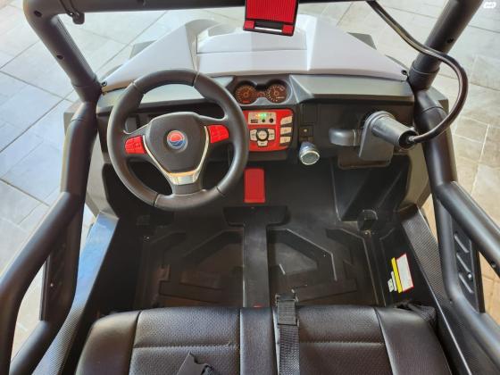RZR לילדים ממש חדש!!דו מושבי,