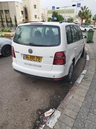 פולקסווגן טוראן (2009)