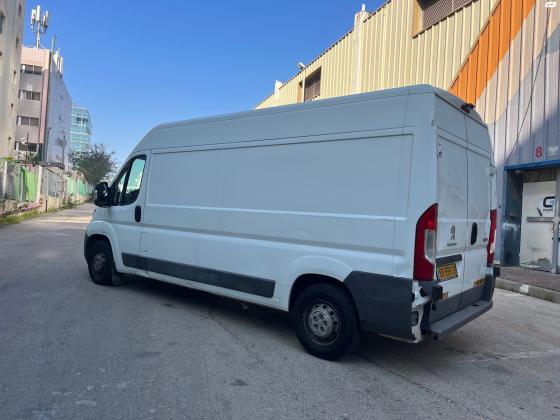 פיג'ו בוקסר (2015)