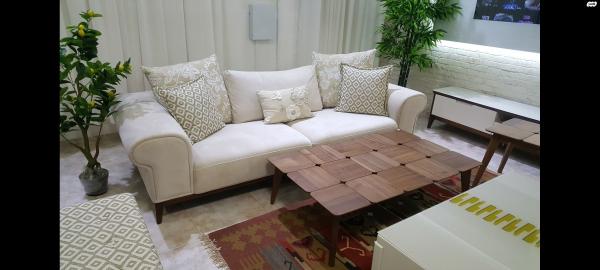 סלון בד יוקרתי של חברת