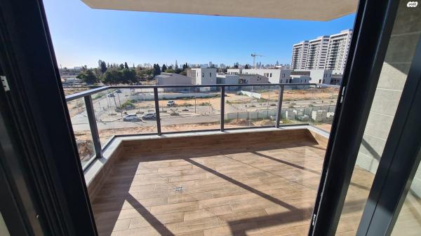 רב אלוף רפאל איתן 36 (רמת אפעל)