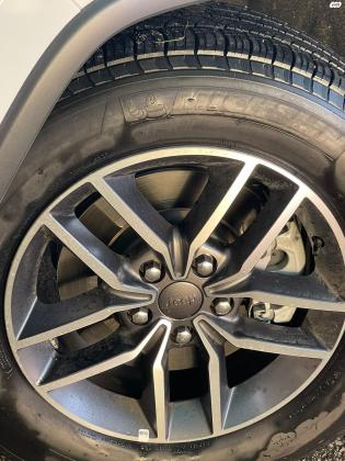 ג'יפ / Jeep גרנד צ'ירוקי (2021)