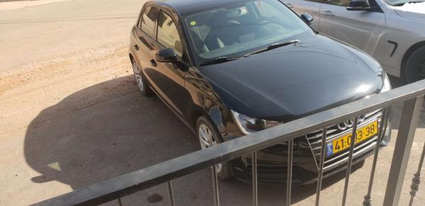 אאודי A1 Sportback אוט' 1.0 (95 כ''ס) בנזין 2016 למכירה בכרמיאל