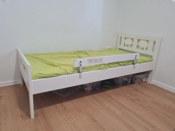 מיטת מעבר איקאה (160*70) + מזרון + מעקה