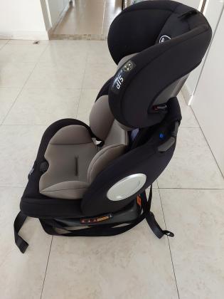 כיסא בטיחות במצב מעולה, כמו