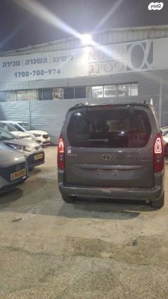 טויוטה פרואייס City Ver Execu אוט' חשמל 5 מק' 4 דל' 1.5 (136 כ"ס) חשמלי 2023 למכירה בתל אביב יפו