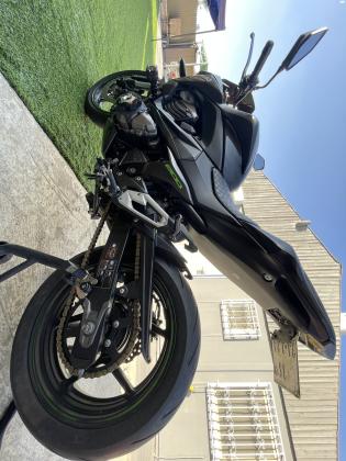 קאוואסאקי Z800R (2015)