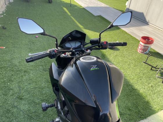 קאוואסאקי Z800R (2015)