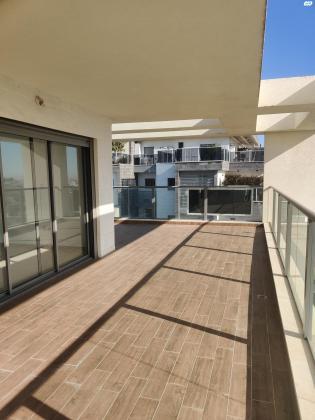 אהרון מסקין 42 (כפר גנים ג)