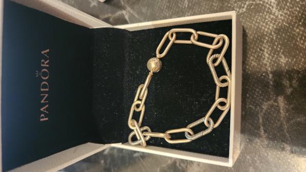 צמיד מיוחד של pandora