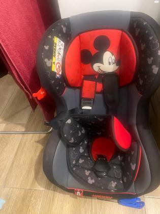 כיסא בובטר לרכב מצב מצויין