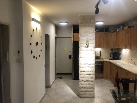 משה גבירצמן 12 (פסגת זאב מזרח)