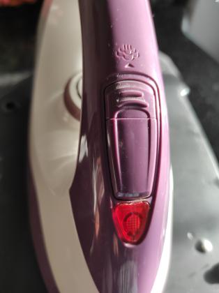 מגהץ אדים Prizma 850W עם