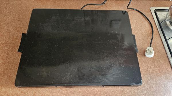 פלטה חשמלית לשבת/חגים במצב מצויין