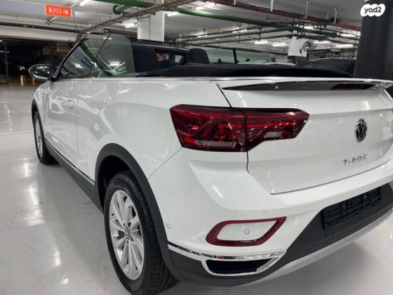 פולקסווגן T- Roc Style קבריולט אוט' 1.5 (150 כ"ס) בנזין 2023 למכירה בהרצליה