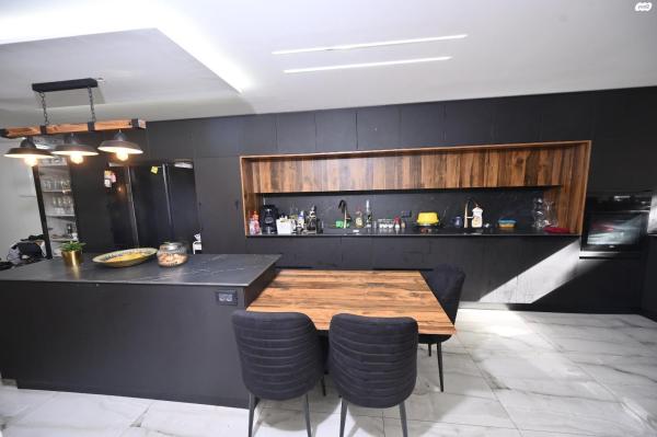 הרב קובלסקי 22 (קרית הרצוג)