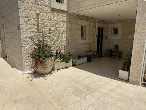 מרדכי זר 7 (פסגת זאב דרום)