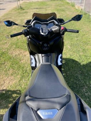 ימאהה X-MAX 250 MOMO יד 2 2020 | 20000 ק"מ