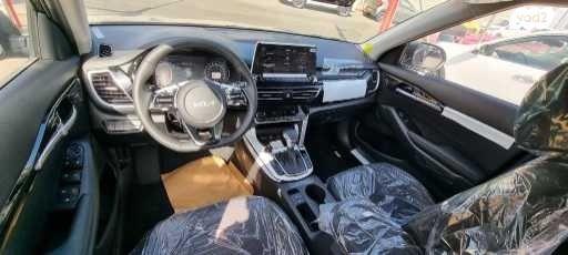 קיה סלטוס Urban אוט' 2.0 (149 כ"ס) בנזין 2023 למכירה בכפר סבא