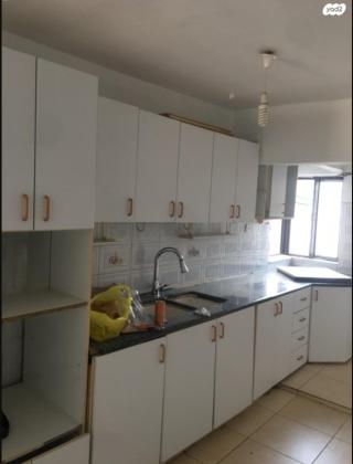 מבוא הדודאים 4 (גילה)