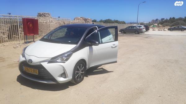 טויוטה יאריס Black Top אוט' 1.5 (112 כ"ס) בנזין 2020 למכירה באשדוד