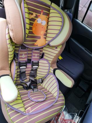 כסא לתינוק וילד כמו חדשלא