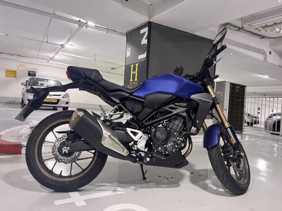 הונדה CB300R (2022)