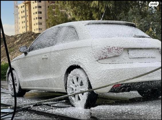 אאודי A1 אוט' 3 דל' 1.4 (122 כ''ס) [2010-2014] בנזין 2011 למכירה בדייר חנא