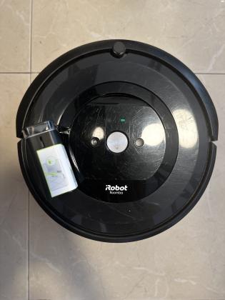 שואב אוטונומי