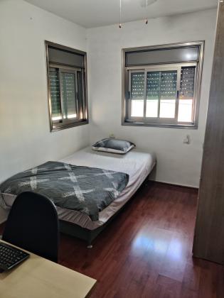 ישראל גלילי 12 (קרית אילון)