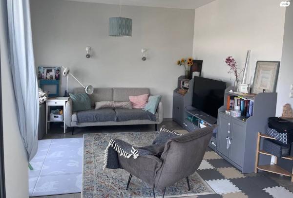 שושנת הכרמל 2 (כרמל מערבי)