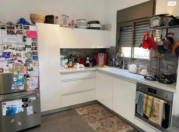 וכטנגוב 11 (דקר)