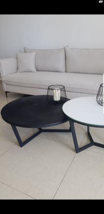 למכירה!!שולחן סלון עגול בצבע שחורמחיר