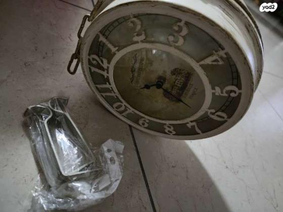 שעון קיר כפול