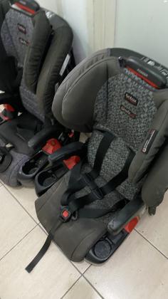 2 כיסאות בטיחות של ברייטקס
