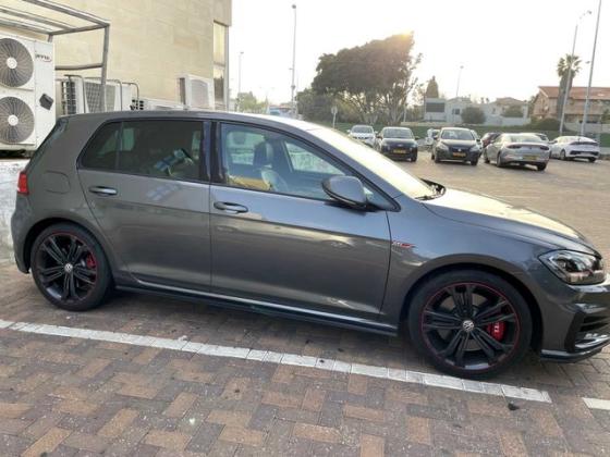 פולקסווגן גולף GTI GTI אוט' 5 דל' 2.0 (245 כ''ס) בנזין 2019 למכירה בתל אביב יפו
