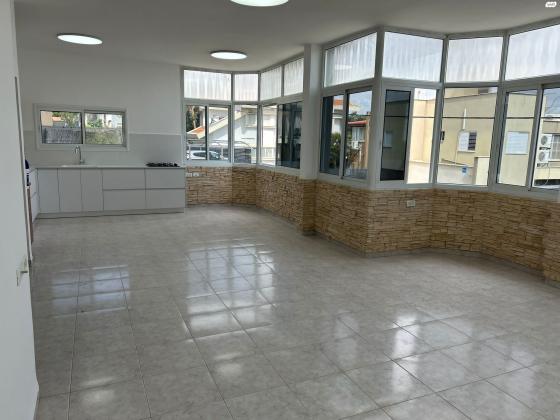 סמטת הנביאים 26 (פלוס 200)