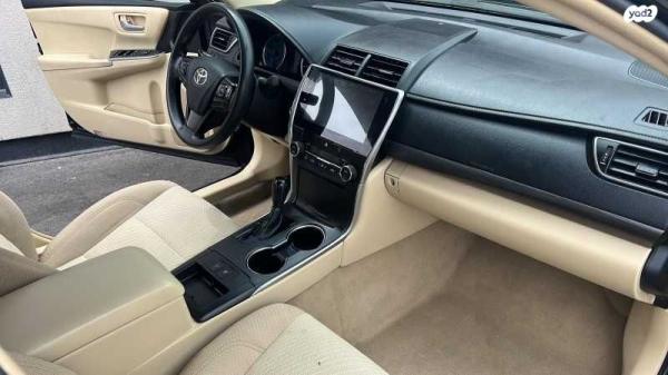 טויוטה קאמרי LE הייבריד אוט' 2.5 (158 כ"ס) בנזין 2017 למכירה בראשון לציון