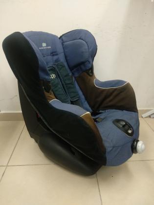 כסא לרכב לתינוק