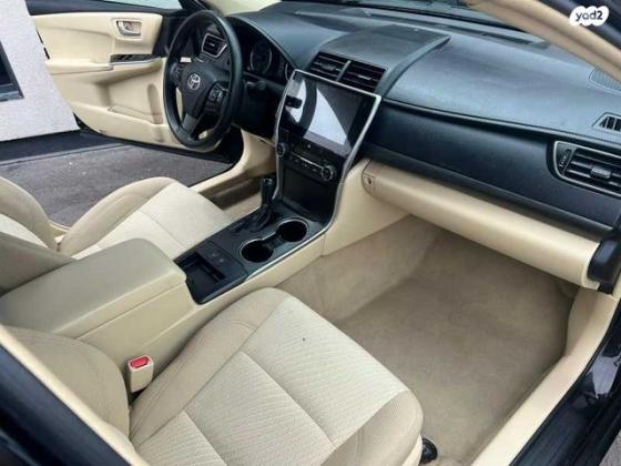 טויוטה קאמרי LE הייבריד אוט' 2.5 (158 כ"ס) בנזין 2017 למכירה בראשון לציון