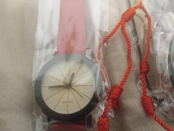 שעונים מחיר לאחד