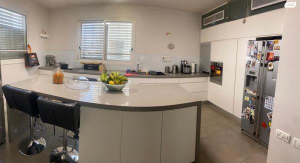 סומסום 15 (הרצליה ב')