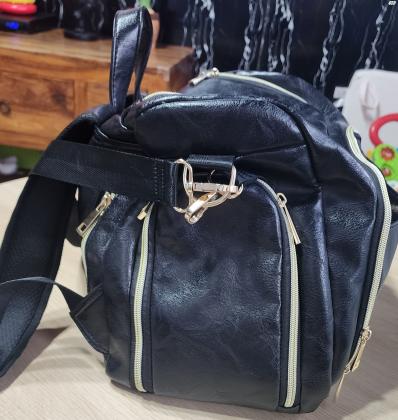 תיק החתלה אופנתי של מותג