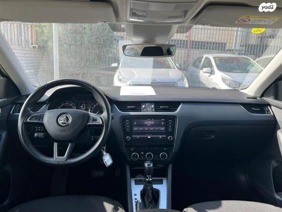 סקודה אוקטביה Ambition אוט' 1.5 (150 כ''ס) בנזין 2019 למכירה ב