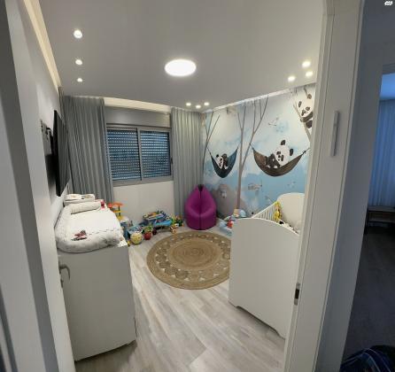 יצחק למדן 15 (שכונה ב)