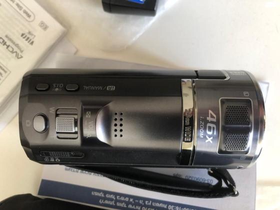 מצלמת וידאו Panasonic עם כל