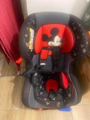 כיסא בובטר לרכב מצב מצויין